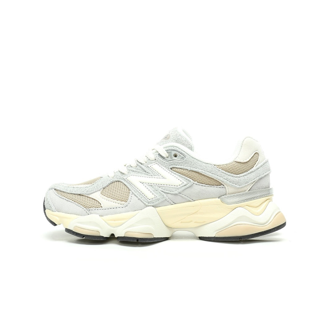 New Balance 9060 Sneakers