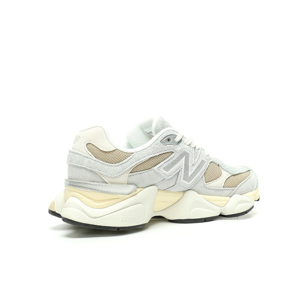 New Balance 9060 Sneakers