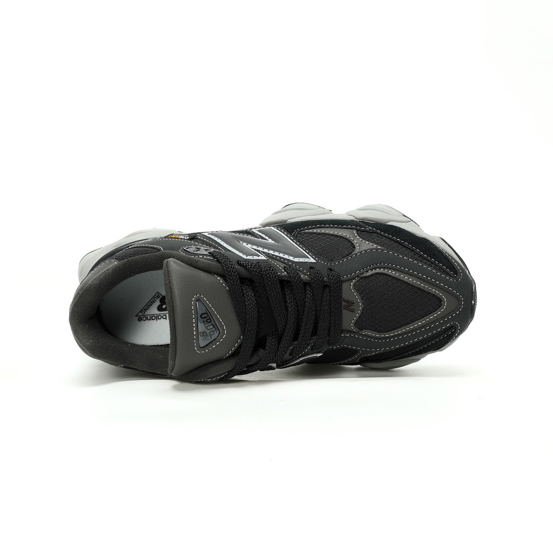 New Balance 9060 Sneakers