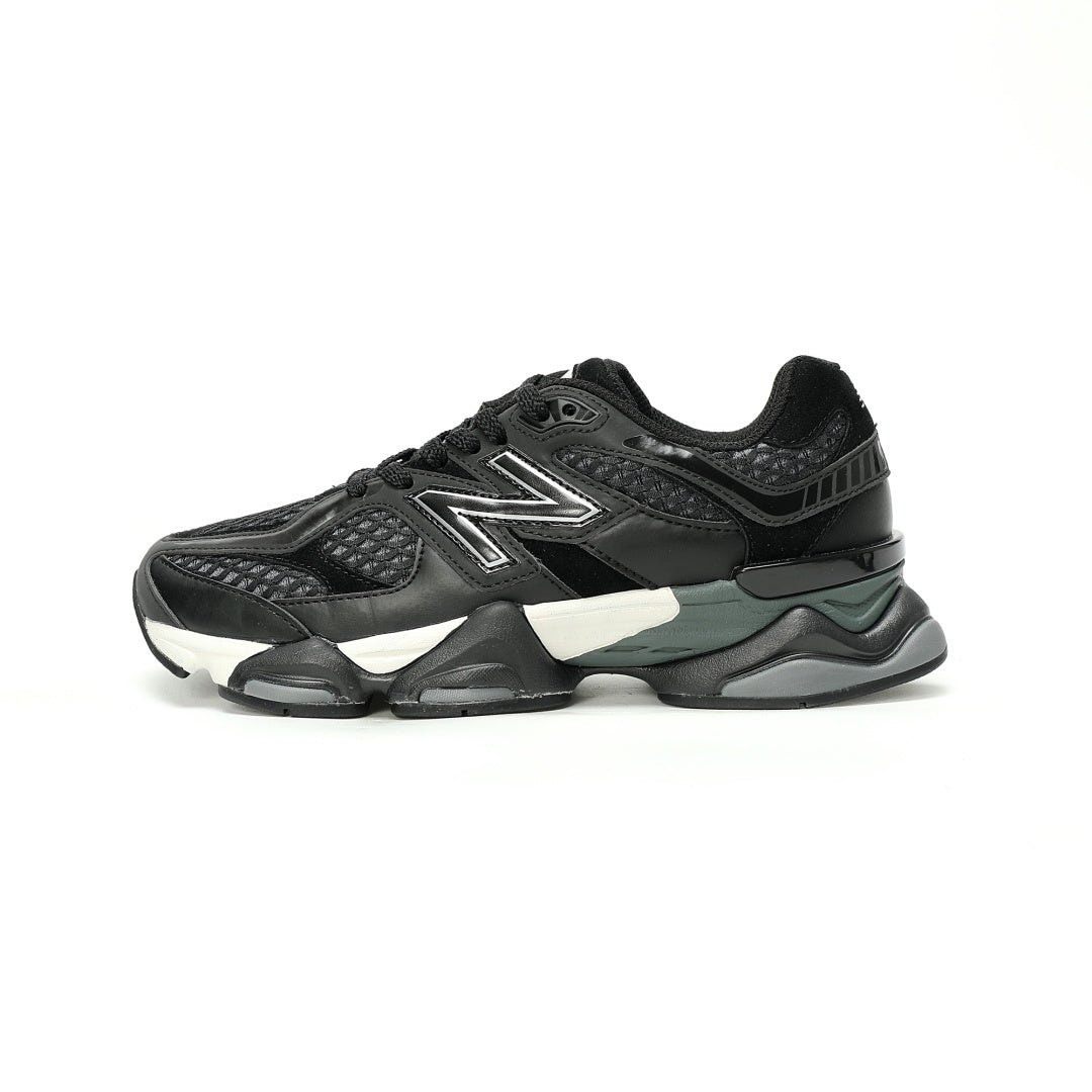 New Balance 9060 Sneakers