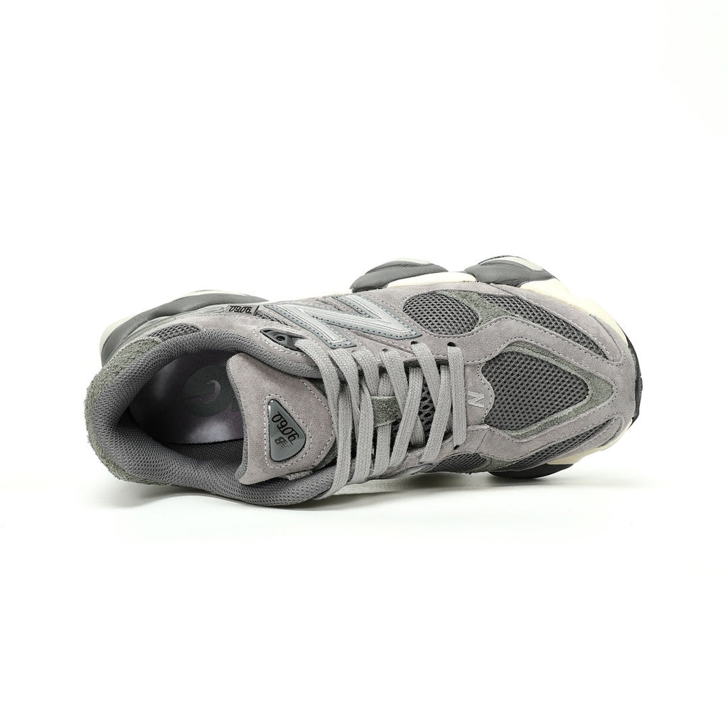 New Balance 9060 Sneakers