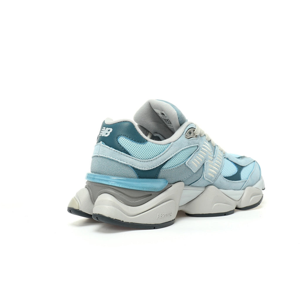 New Balance 9060 Sneakers