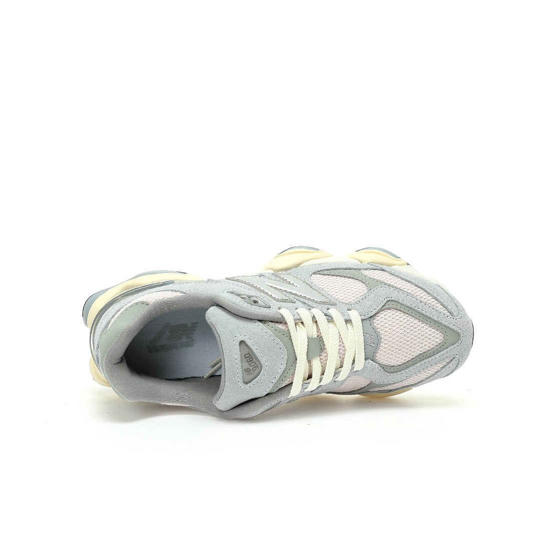 New Balance 9060 Sneakers
