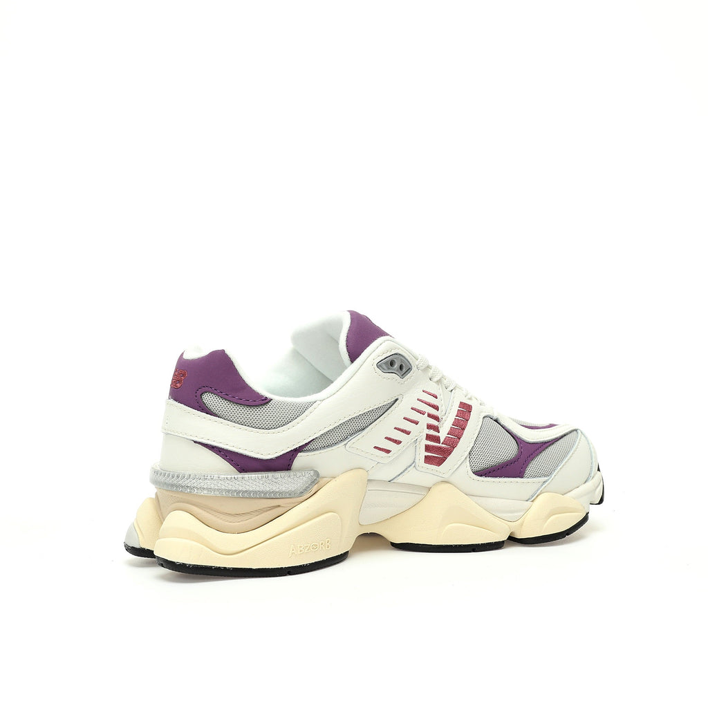 New Balance 9060 Sneakers