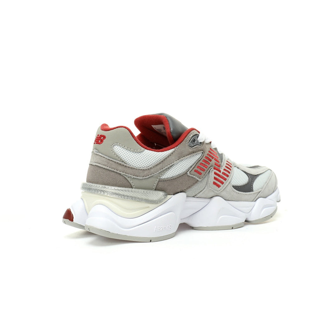 New Balance 9060 Sneakers