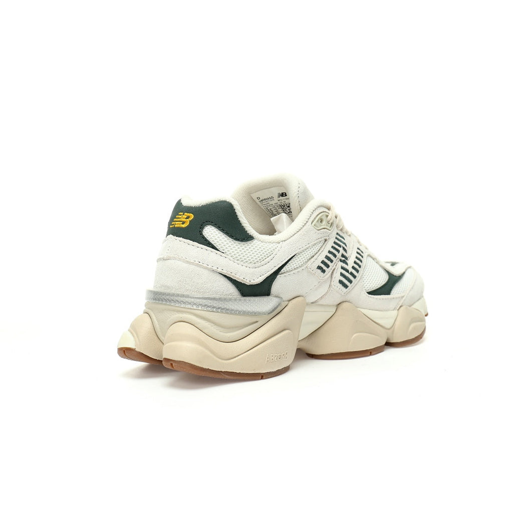 New Balance 9060 Sneakers