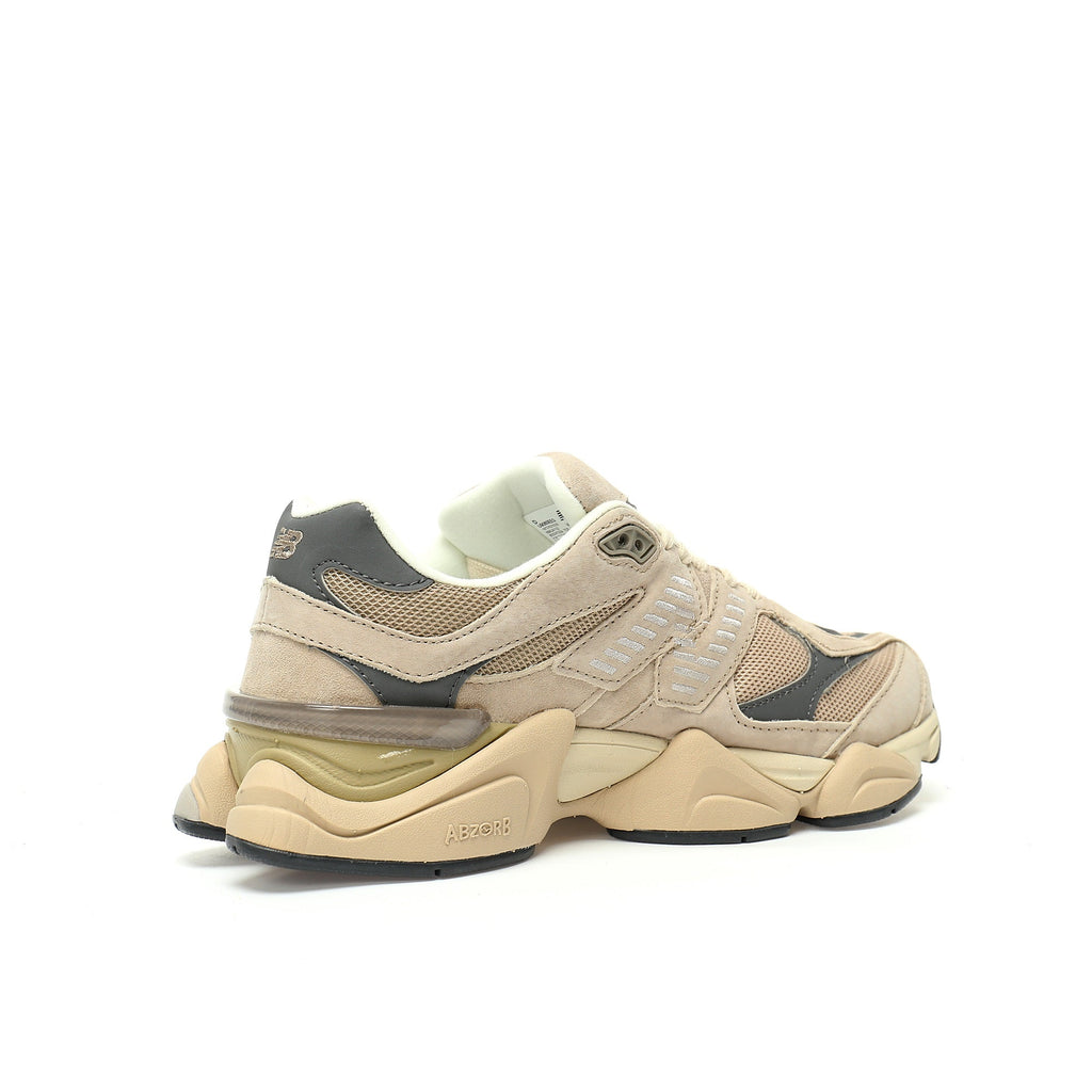 New Balance 9060 Sneakers