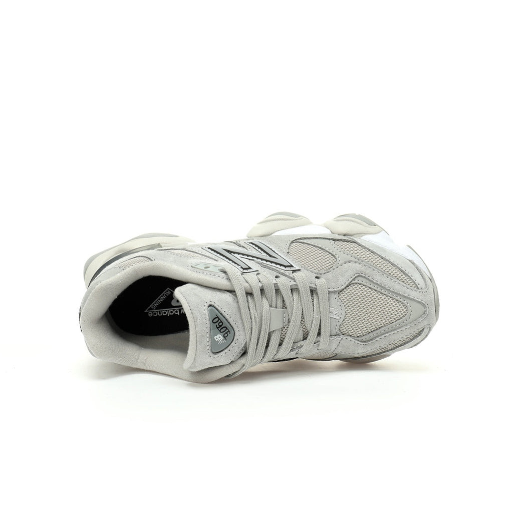 New Balance 9060 Sneakers