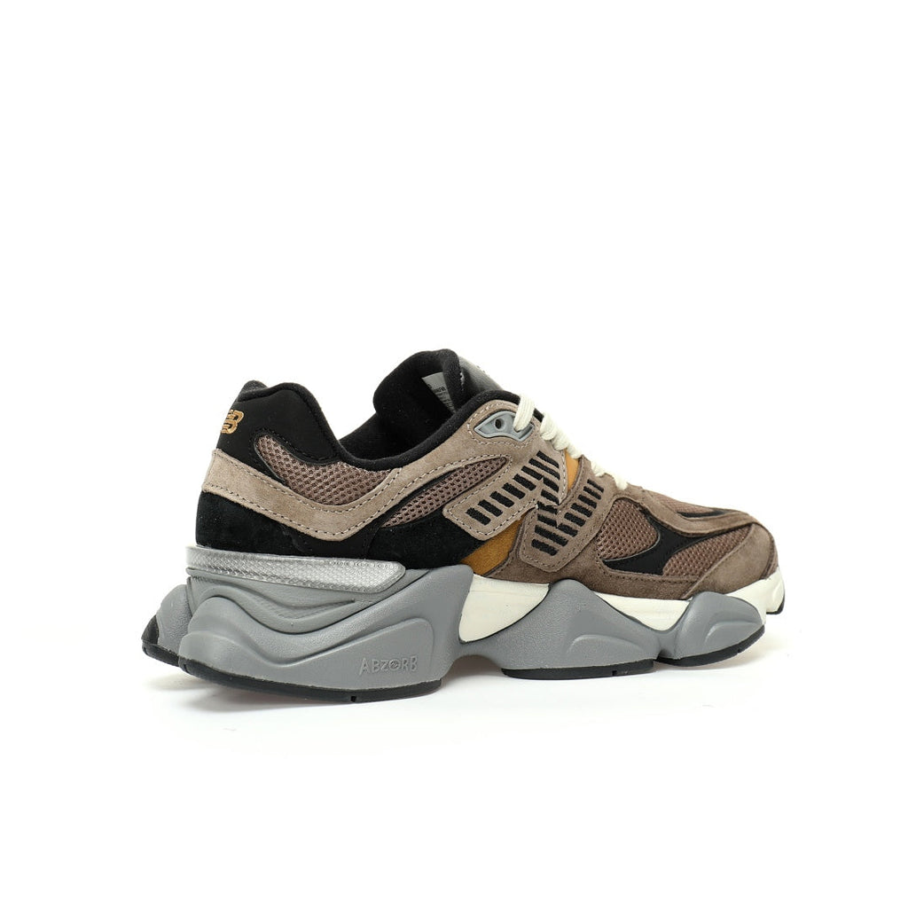 New Balance 9060 Sneakers
