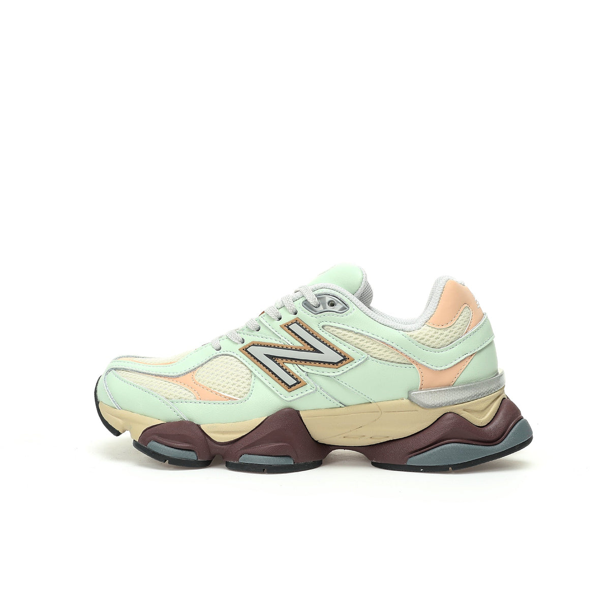 New Balance 9060 Sneakers
