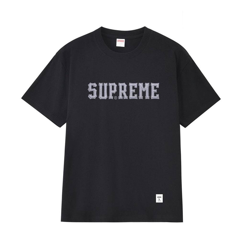 款号M258#40💰 Supreme FW24 斜纹布印花T恤 男女同款 宽松版型 采用260克双纱纯棉 圆筒 从面料到辅料全部三标齐全跟足ZP 进口松井公司浆料印花绝不开裂 整件做法采用三针 - view 2