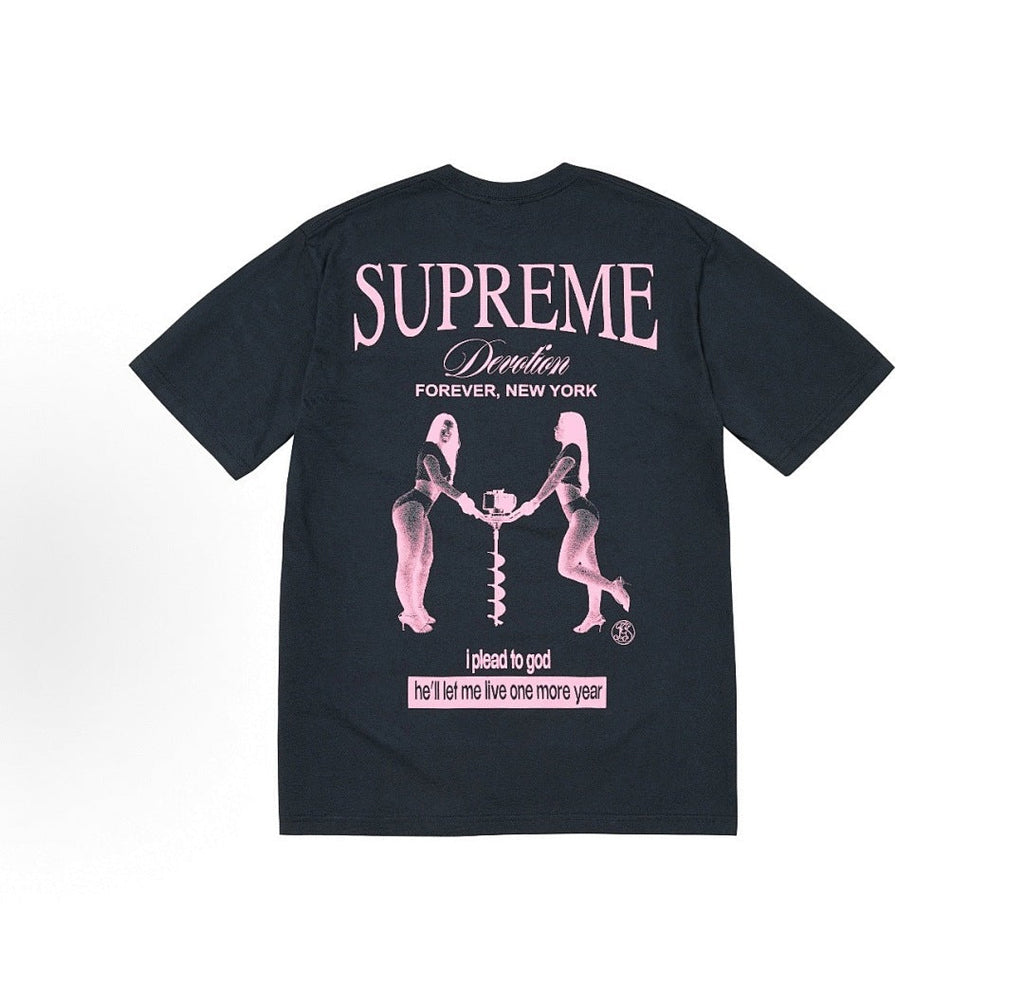 款号M310#p40💰 Supreme FW25 WEEK1 Devotion Tee 胸前圆形徽标logo后背个性印花短袖T恤 男女同款 宽松版型 采用260克精梳棉双纱 从面料到辅料全部三标齐全 - view 1